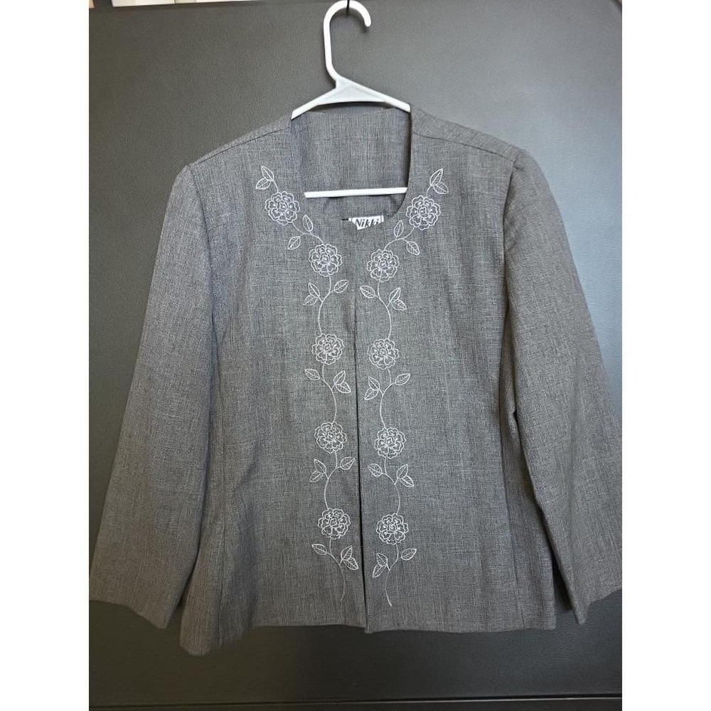 Nikki Jacket Womens P12-71 Gray Floral Embroidered Business Casual Vintage